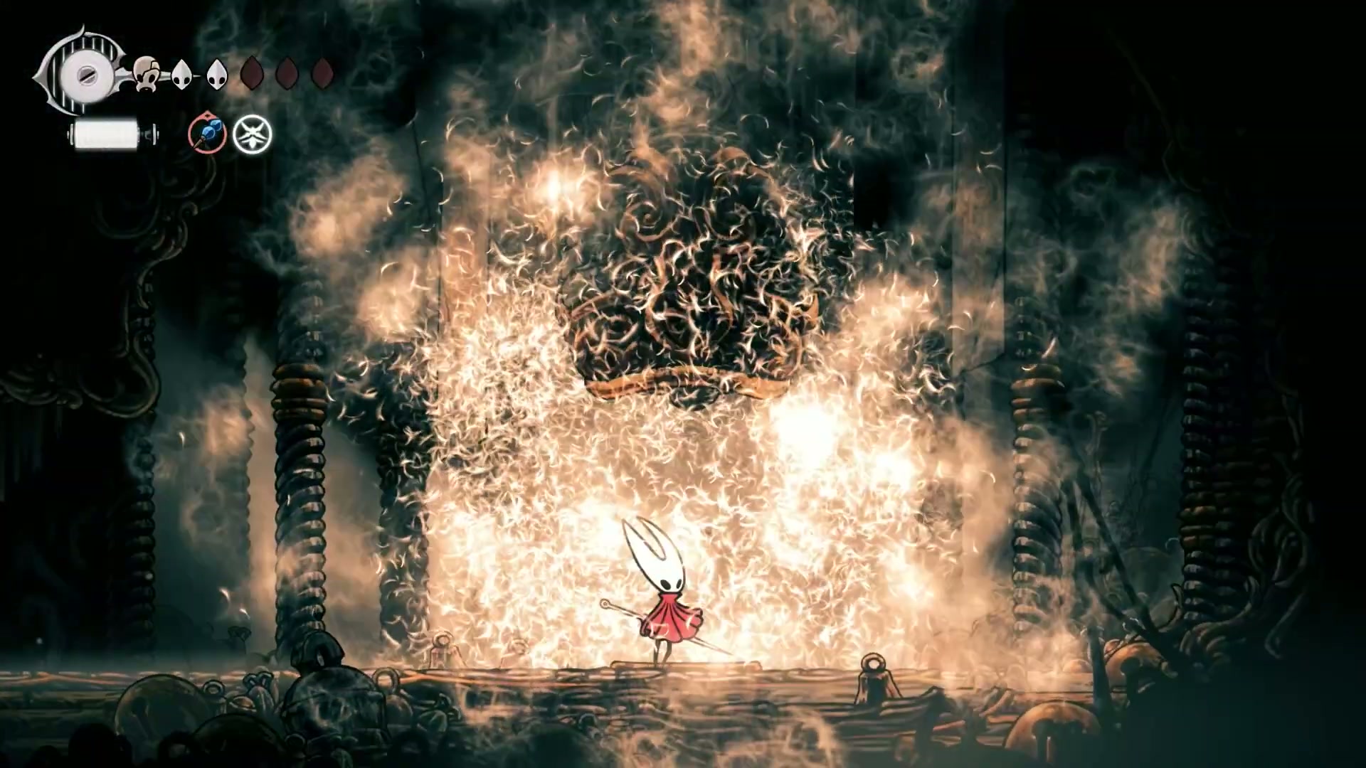 Hornet arriving at the bench in the First Shrine hub.