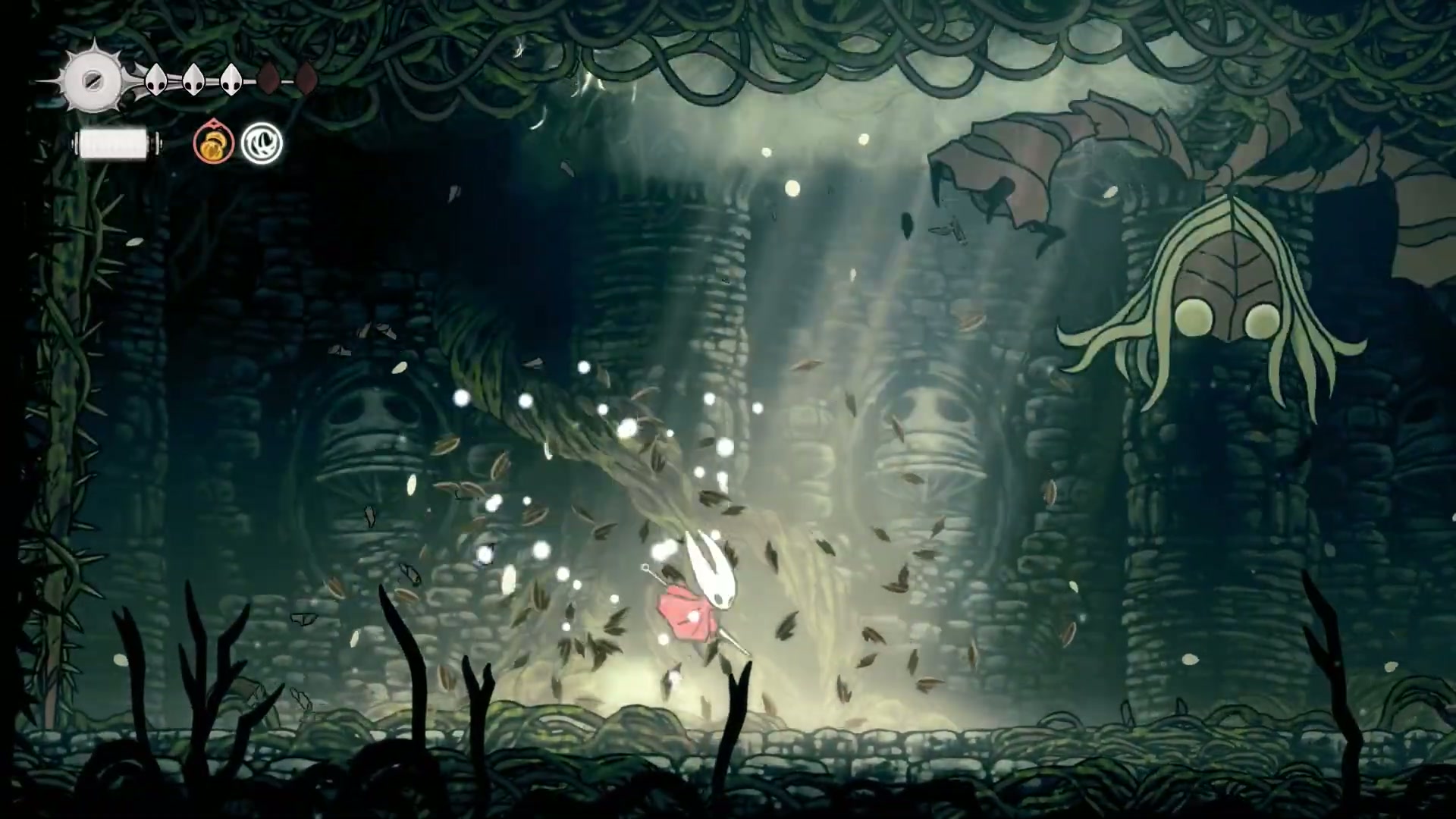 Hornet using Threadstorm to instantly kill the boss's minions
